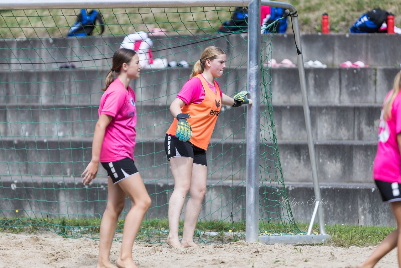 Bild 82 - wBJ/wCJ Beachsoccer Cup